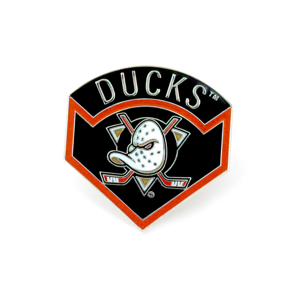 ANAHEIM DUCKS TRIUMPH PIN