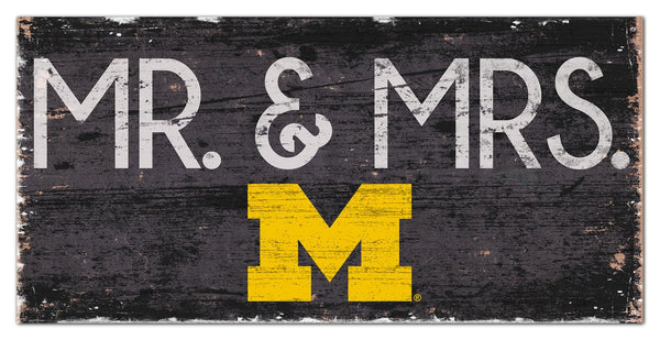 Michigan Wolverines 0732-Mr. and Mrs. 6x12